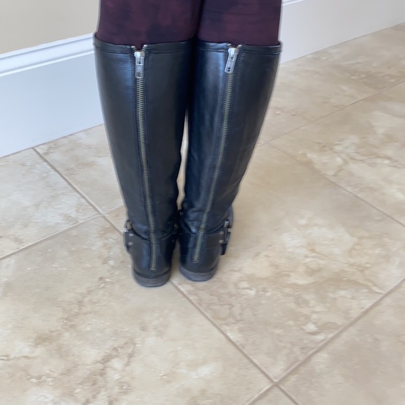 Frye tall black boots, size 8 - Picture 6 of 11